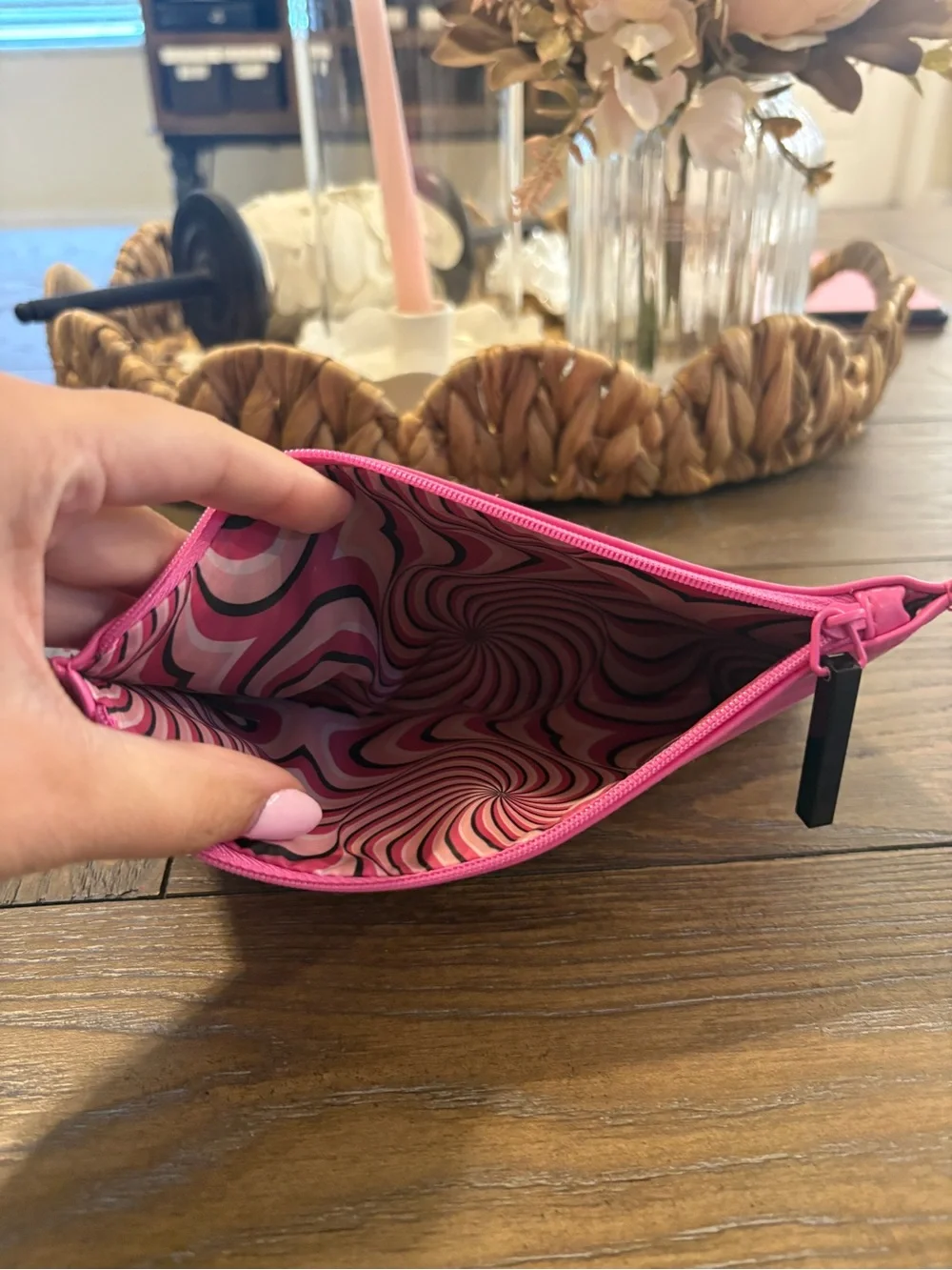 MAC Cosmetics Pink Vinyl Makeup Pouch